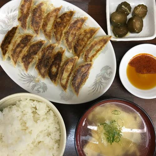 餃子のゆうた 寝屋川 中華 Retty