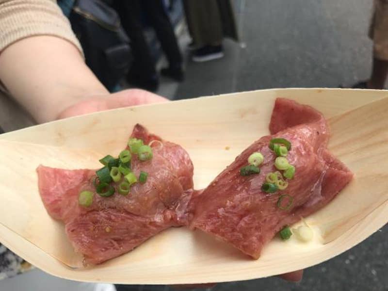 犬山牛太郎 お店の名前が犬山牛太郎なのに飛騨牛にぎりを 美味し 犬山