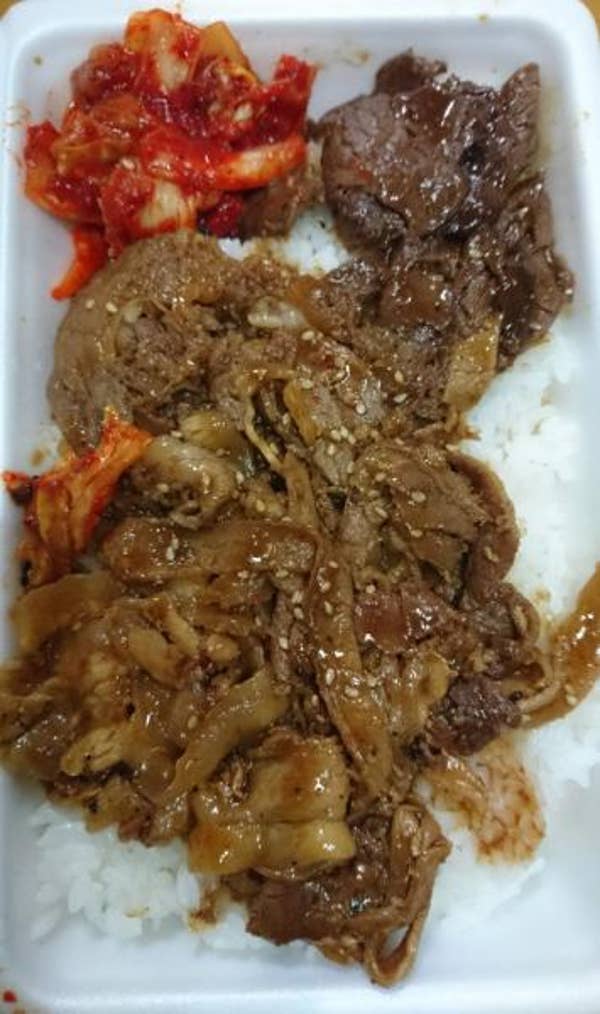 満腹デリ 西成店 久しぶりに満腹デリの焼き肉弁当が食べたくなり 買い 西成区 満腹デリ 西成店 久しぶりに満腹デリの焼き肉弁当が食べたくなり 買い 西成区