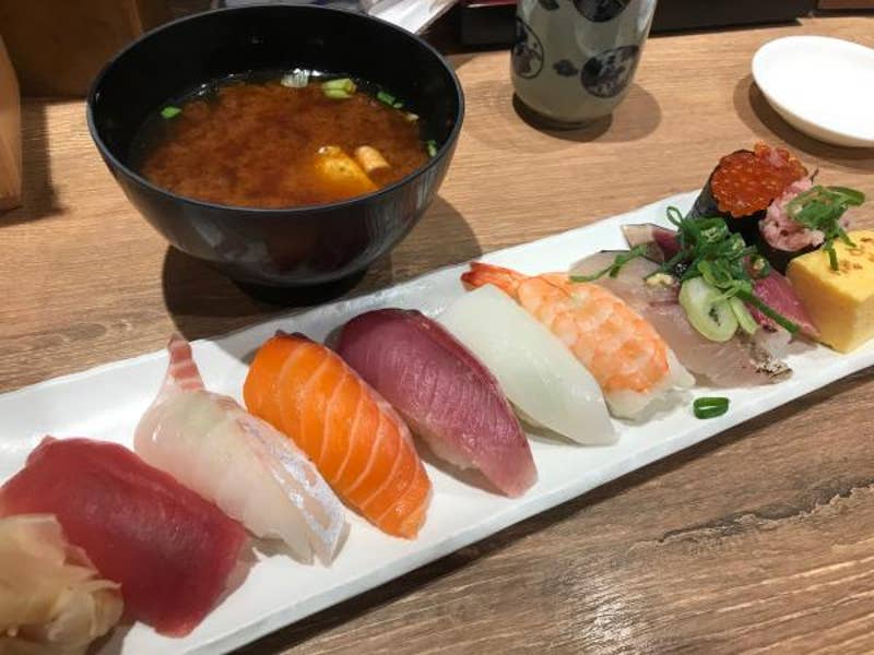 高木鮮魚店 阪急梅田店（たかぎせんぎょてん） (梅田/寿司) Retty