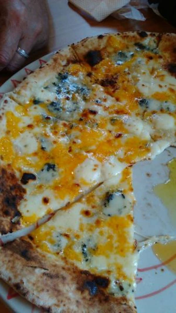 小麦畑の石窯ベーカリー 食堂ファールニエンテ 泉区 イタリアン Retty