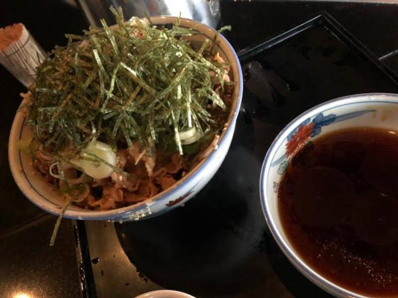 そば処 港屋 行列が出来る立ち食い蕎麦屋 マンガ 島耕作 にも 新橋