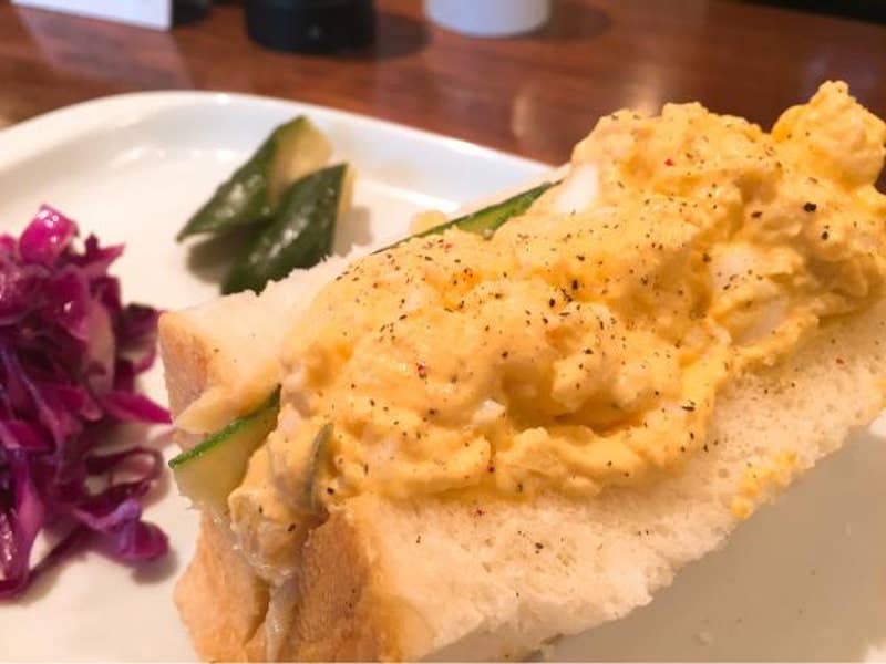 Tavern On S Es バスタ新宿のフードコート朝食 店内の内装が素晴らし 新宿南口