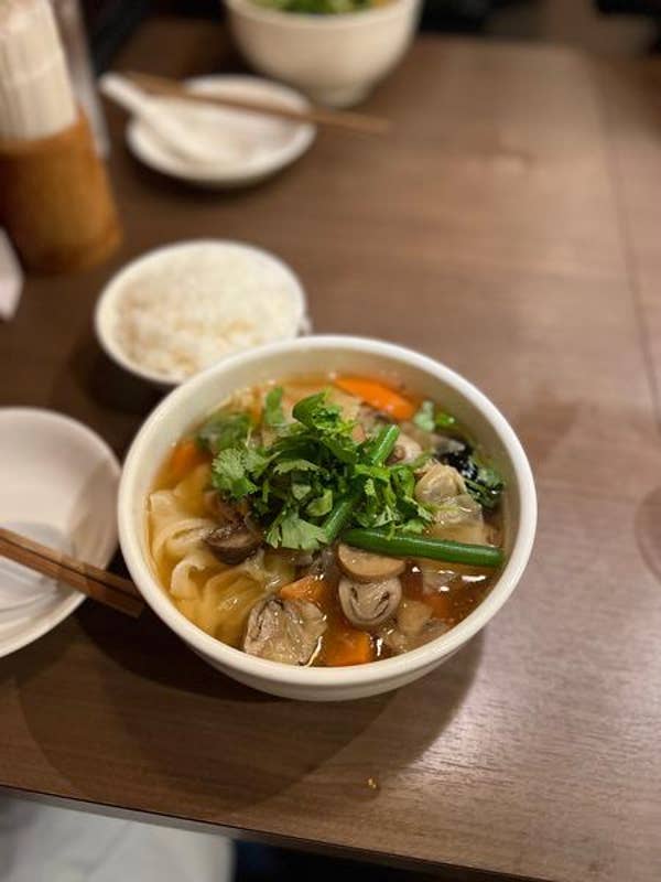 Shoichi Ohkawaさんのオススメ:西安刀削麺酒楼 本店 Retty 日本最大級の実名型グルメサービス Shoichi Ohkawaさんのオススメ:西安刀削麺酒楼 本店 Retty 日本最大級の実名型グルメサービス