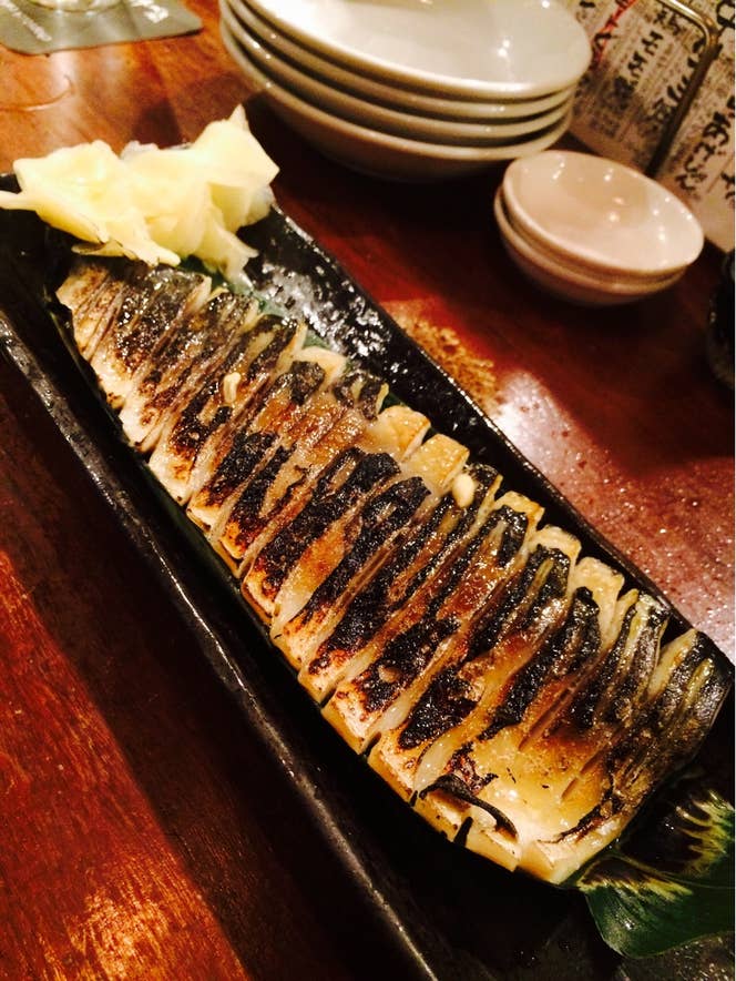 渋谷の居酒屋で人気の『炙り〆さば(単品880円)』。/Nana Tさんの投稿より