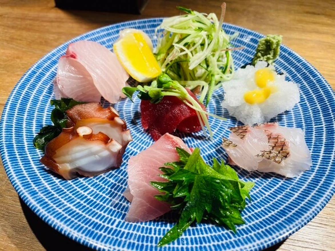 ハンドメイド　かわいい　木製　お刺身　お造りプレート 2枚セットT-135 ハンドメイドかわいい木製お刺身お造りプレート 2枚セットT-135