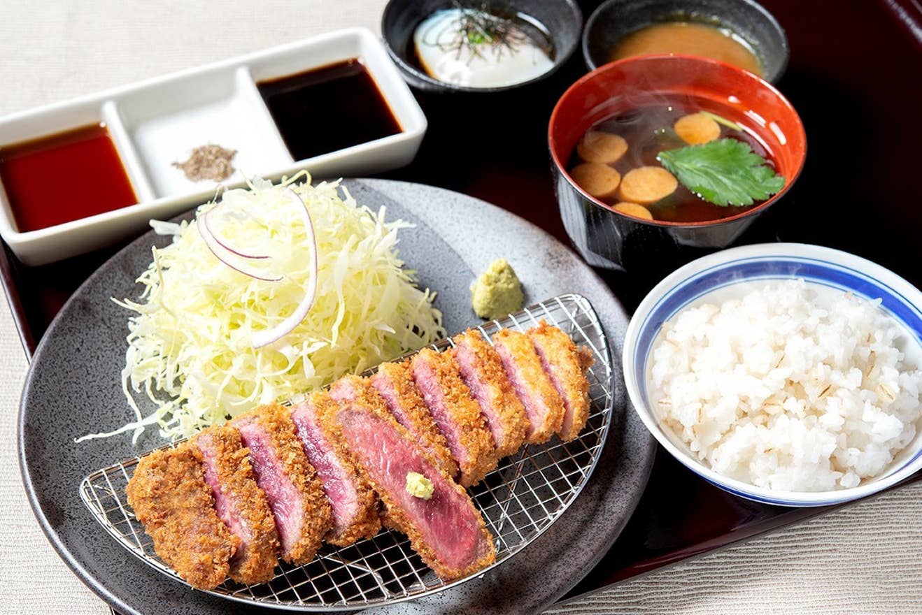 牛カツ京都勝牛 ユニバーサル シティウォーク大阪 西九条 大阪ドーム 定食 Retty
